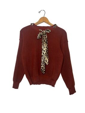 Crewneck Sweater with Leopard Bow